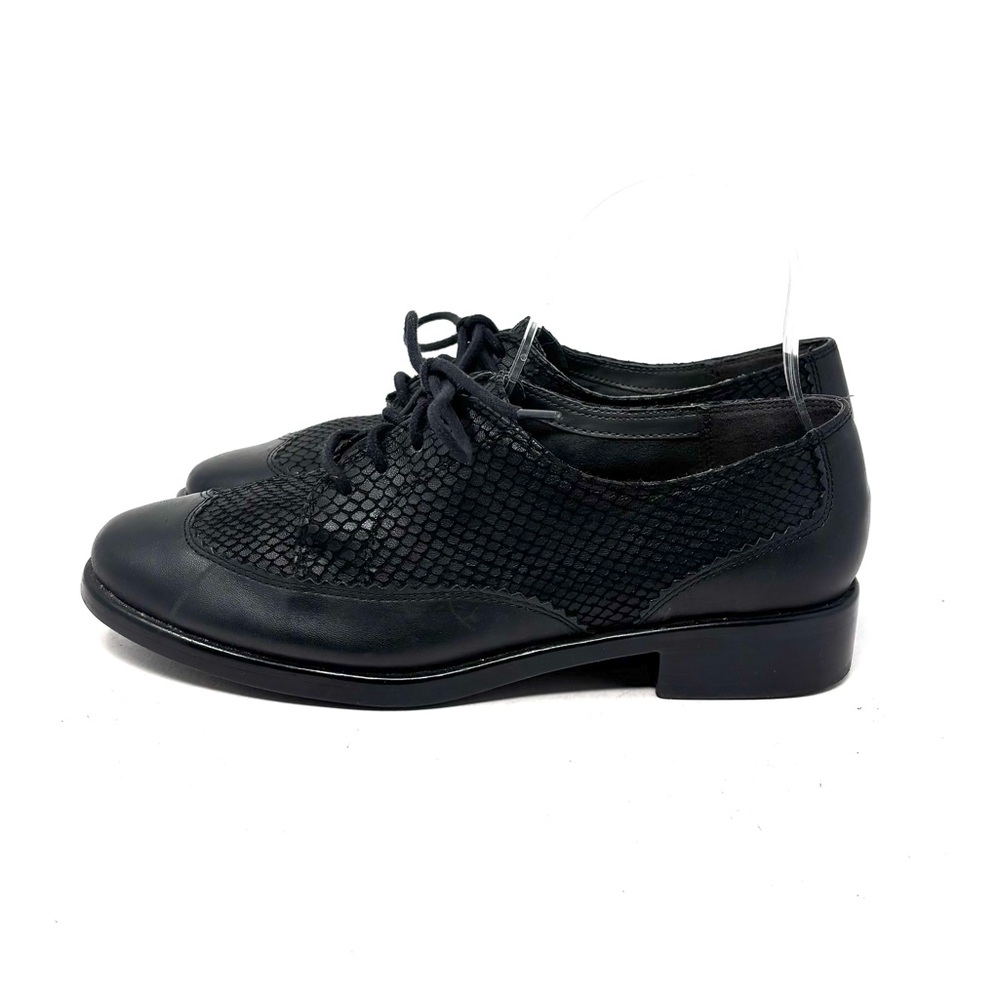 AEROSOLES Black Textured Flats